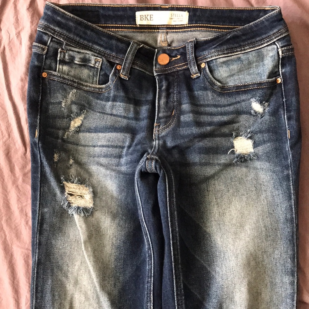 BKE denim distressed buckle jeans. Stella slim fit. Size 27